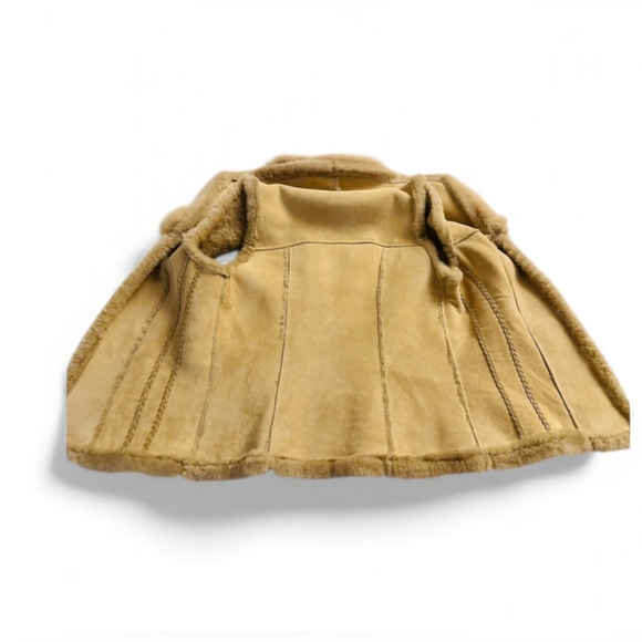 Mitchie’s Matchings Genuine Shearling Vest - Picture 4 of 16